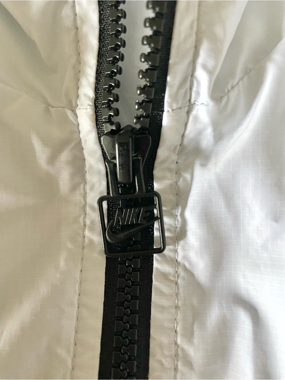 Nike Black and White Hooded Windbreaker Jacket - Picture 3 of 7